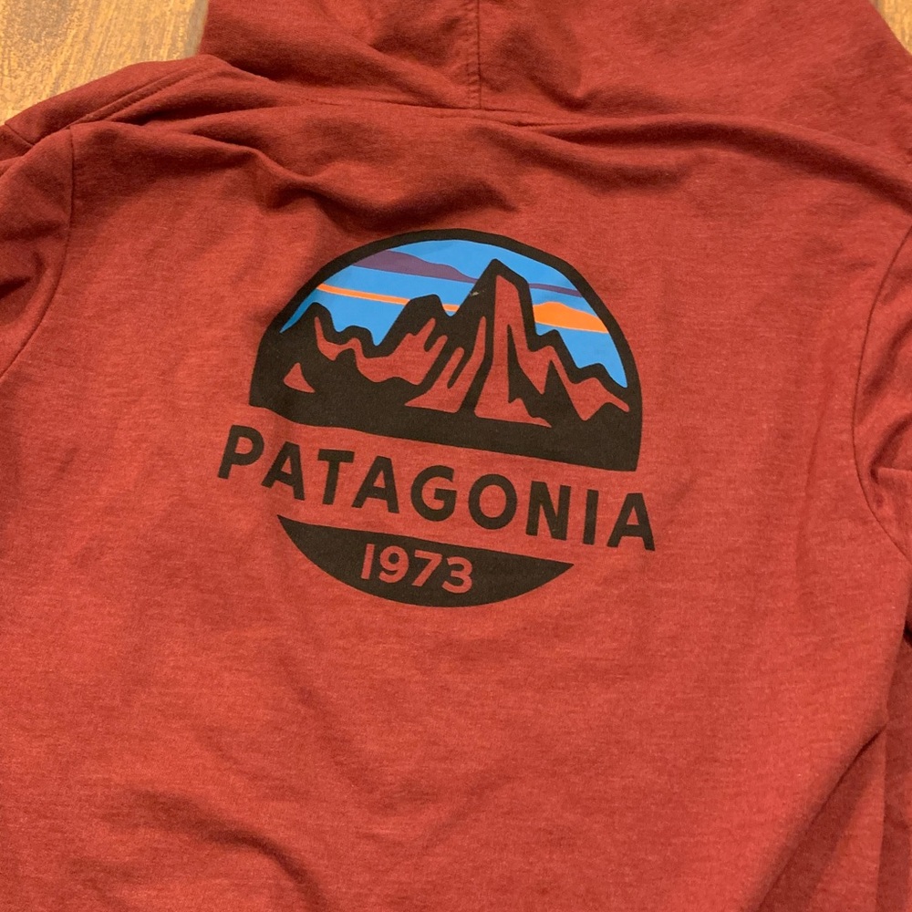Patagonia full zip hoodie. Small.